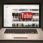 YouTube замедлили в России почти в 10 раз: аудитория сервиса сократилась в два раза