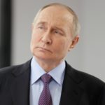 В Турине появился баннер с поздравлением Путину