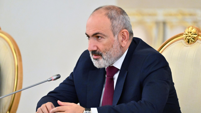 Пашинян заявил, что не будет участвовать в неформальном саммите СНГ